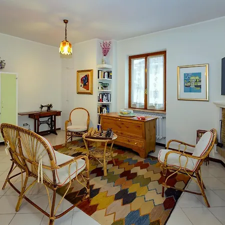 Torlonia: Due Matrimoniali E Bagno Apartman