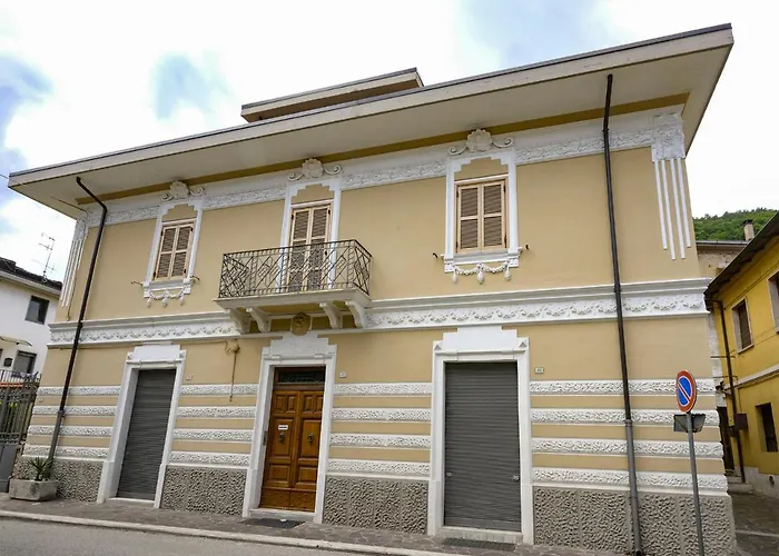 Torlonia: Due Matrimoniali E Bagno 公寓