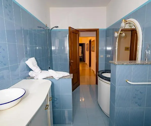 Torlonia: Due Matrimoniali E Bagno 公寓 *