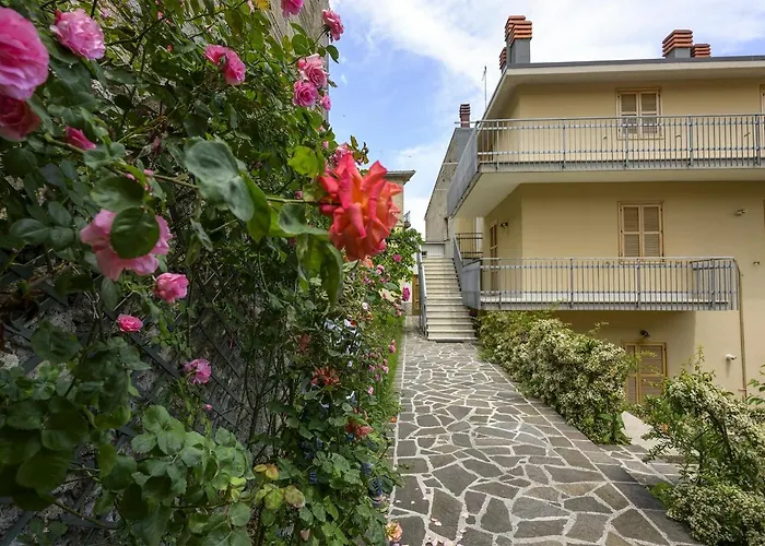 Torlonia: Due Matrimoniali E Bagno דירה Luco ne' Marsi