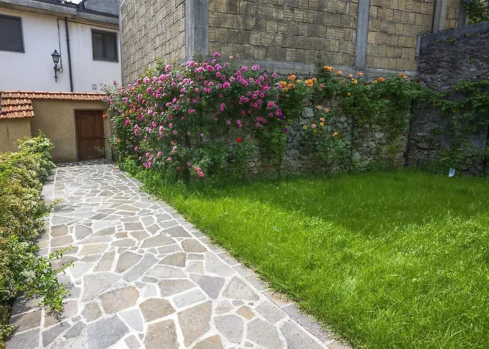 Torlonia: Due Matrimoniali E Bagno