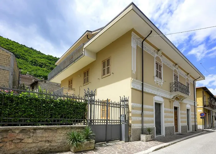 Torlonia: Due Matrimoniali E Bagno Luco ne' Marsi